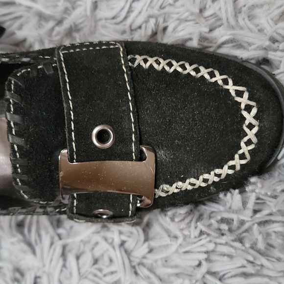 Carlos Santana Loafer Heels - Picture 2 of 7